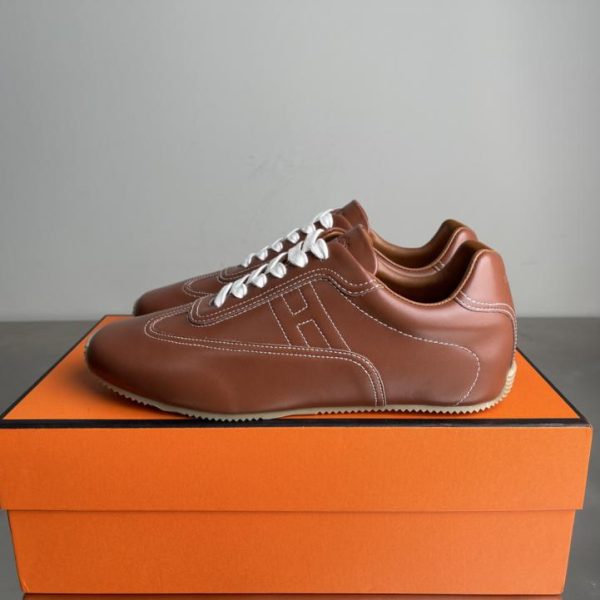 repliche,replica,perfette,siti di,affidabili,migliori siti,dove comprare,1:1,scarpe da ginnastica Sneakers casual Hermes serie Master, sneakers bianche, scarpe da allenamento tedesche, sneakers in morbida pelle di vitello (IDLOX)