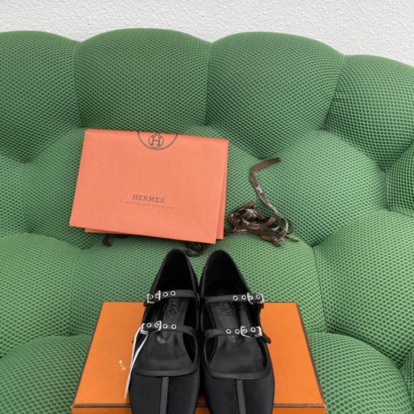 repliche,replica,perfette,siti di,affidabili,migliori siti,dove comprare,1:1,scarpe da ginnastica Nuovi arrivi Hermes Primavera, Lilia Ballerine Color Block (IWBEI)