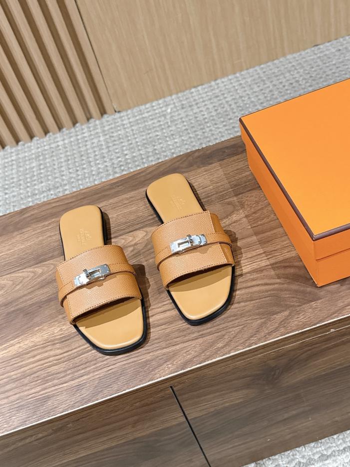 repliche,replica,perfette,siti di,affidabili,migliori siti,dove comprare,1:1,scarpe da ginnastica Ciabatte nuove HERMES Kelly con fibbia (46LGG)