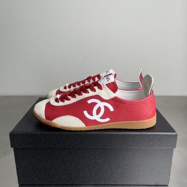 repliche,replica,perfette,siti di,affidabili,migliori siti,dove comprare,1:1,scarpe da ginnastica CHANEL Collezione Resort Primavera Inizio, Scarpe da allenamento tedesche, in pelle scamosciata di vitello, punta tonda, allacciatura bassa, casual, da donna (XXSQC)
