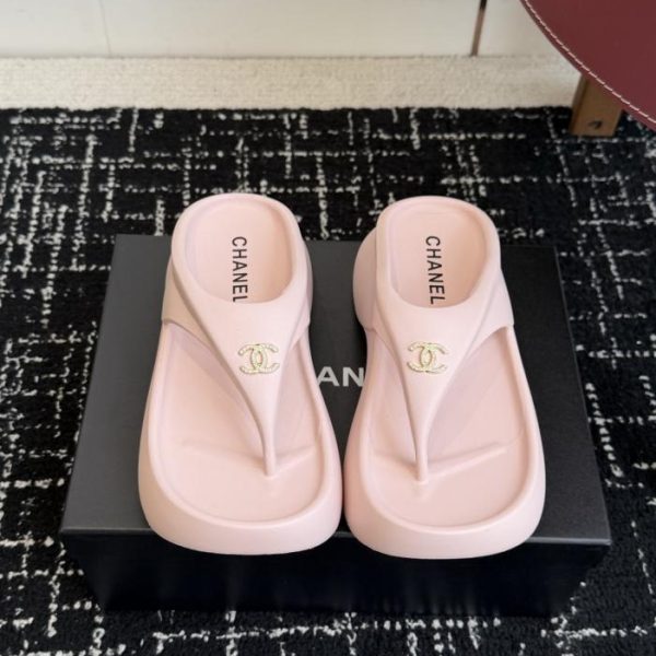 repliche,replica,perfette,siti di,affidabili,migliori siti,dove comprare,1:1,scarpe da ginnastica Collezione CHANEL di sandali con plateau più venduti Primavera/Estate (0V5VN)