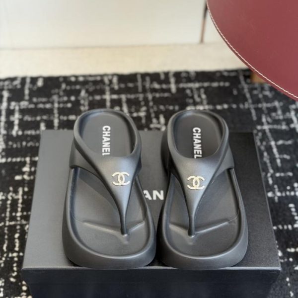 repliche,replica,perfette,siti di,affidabili,migliori siti,dove comprare,1:1,scarpe da ginnastica Collezione CHANEL di sandali con plateau più venduti Primavera/Estate (D1FG3)