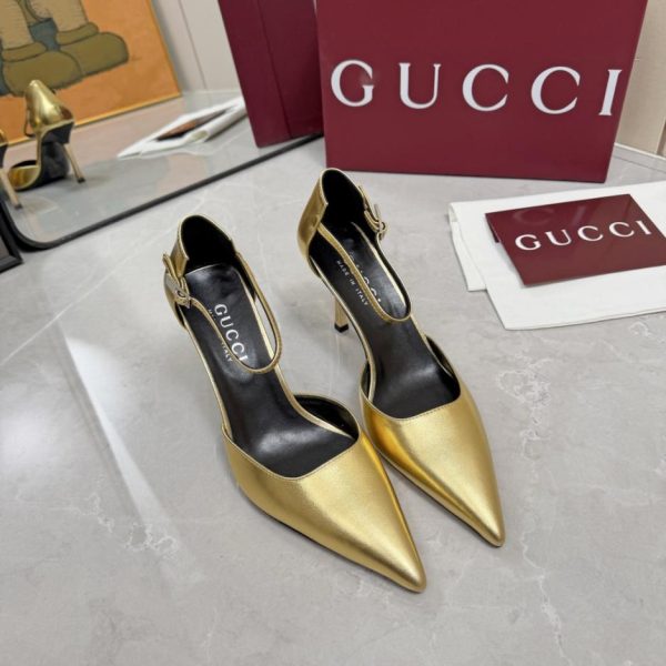 repliche,replica,perfette,siti di,affidabili,migliori siti,dove comprare,1:1,scarpe da ginnastica I nuovissimi sandali con tacco alto galvanizzati di Gucci (W5ZXR)