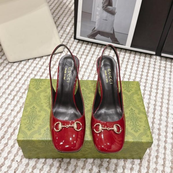 repliche,replica,perfette,siti di,affidabili,migliori siti,dove comprare,1:1,scarpe da ginnastica Nuovi arrivi Gucci Primavera/Estate: Décolleté con morsetto, pantofole, sandali, ballerine (5A21U)