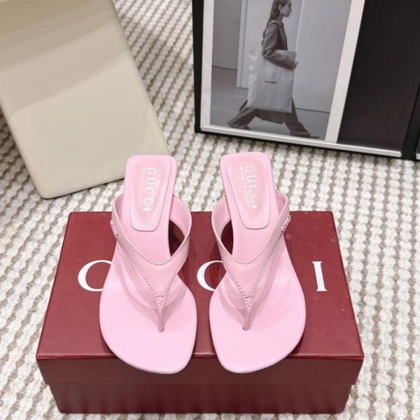 repliche,replica,perfette,siti di,affidabili,migliori siti,dove comprare,1:1,scarpe da ginnastica Infradito Gucci estive in tela GG (87HG3)