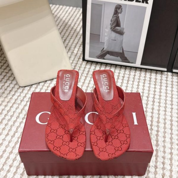 repliche,replica,perfette,siti di,affidabili,migliori siti,dove comprare,1:1,scarpe da ginnastica Infradito Gucci Summer in tela GG (E5AZW)