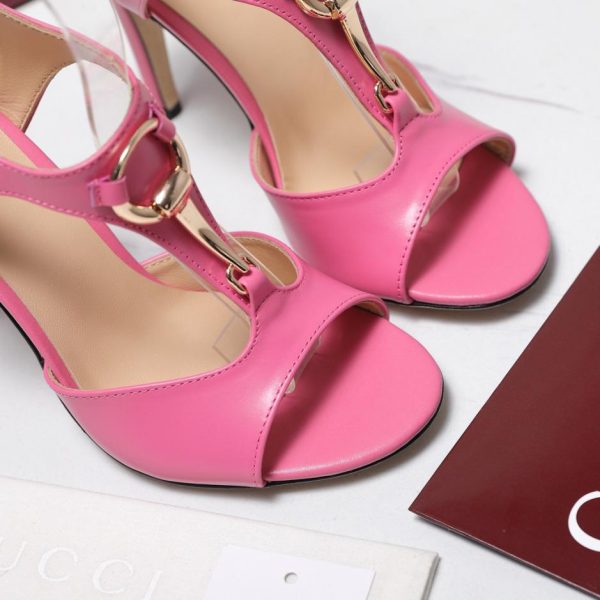 repliche,replica,perfette,siti di,affidabili,migliori siti,dove comprare,1:1,scarpe da ginnastica Il nuovo arrivo estivo di altissima qualità di Gucci: sandali con tacco a spillo (07JXB)