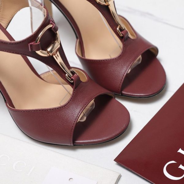 repliche,replica,perfette,siti di,affidabili,migliori siti,dove comprare,1:1,scarpe da ginnastica Il nuovo arrivo estivo di altissima qualità di Gucci: sandali con tacco a spillo (GLQ84)