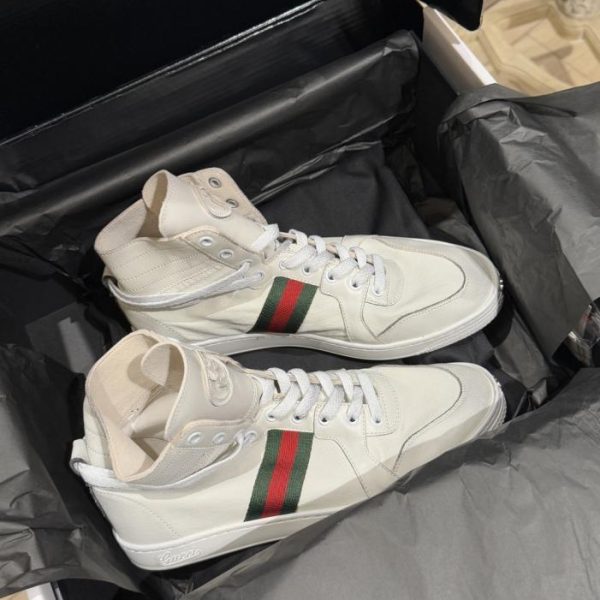 repliche,replica,perfette,siti di,affidabili,migliori siti,dove comprare,1:1,scarpe da ginnastica Scarpe da uomo Gucci Demna (J9WOJ) replica di altissima qualità, disponibili tramite personal shopper.