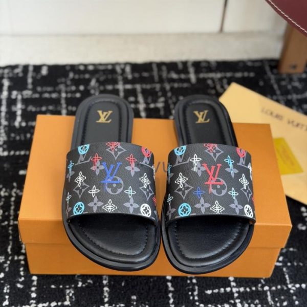 Sandali da spiaggia Louis Vuitton (8QI37)