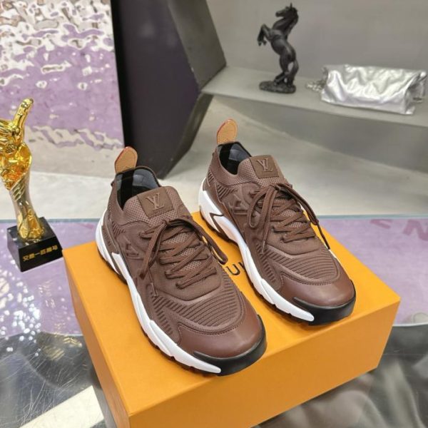 Scarpe da corsa casual con plateau Louis Vuitton Runner Tatic series (1JO9H)
