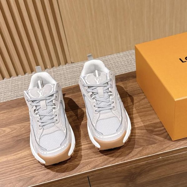 LV RUNNER TICAC Nuove sneakers, scarpe da papà (W8ORW)