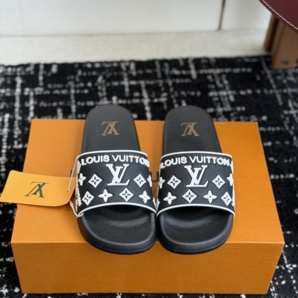 Sandali da spiaggia Louis Vuitton (V0COU)
