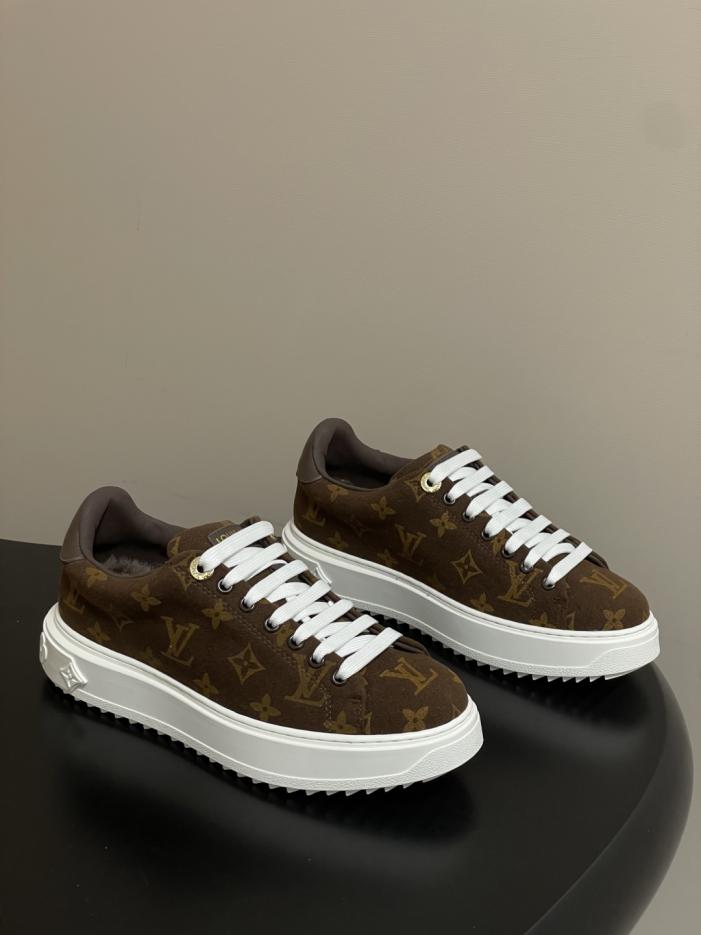 repliche,replica,perfette,siti di,affidabili,migliori siti,dove comprare,1:1,scarpe da ginnastica LOUIS VUITTON LV TIME OUT Collezione di sneakers con plateau, scarpe casual (1JMYY) repliche,replica,perfette,siti di,affidabili,migliori siti,dove comprare,1:1,scarpe da ginnastica LOUIS VUITTON LV TIME OUT Collezione di sneakers con plateau, scarpe casual (1JMYY)