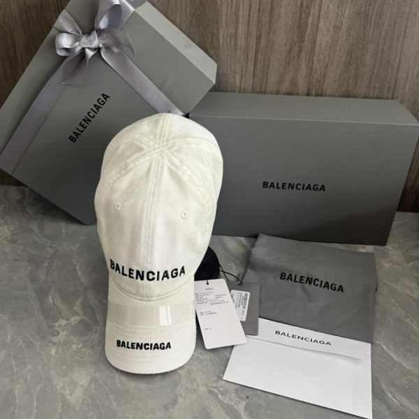 repliche,replica,perfette,siti di,affidabili,migliori siti,dove comprare,1:1,scarpe da ginnastica Cappellino da baseball Balenciaga con doppio logo ricamato (9712Y9) – Versione per acquisto tramite intermediario.