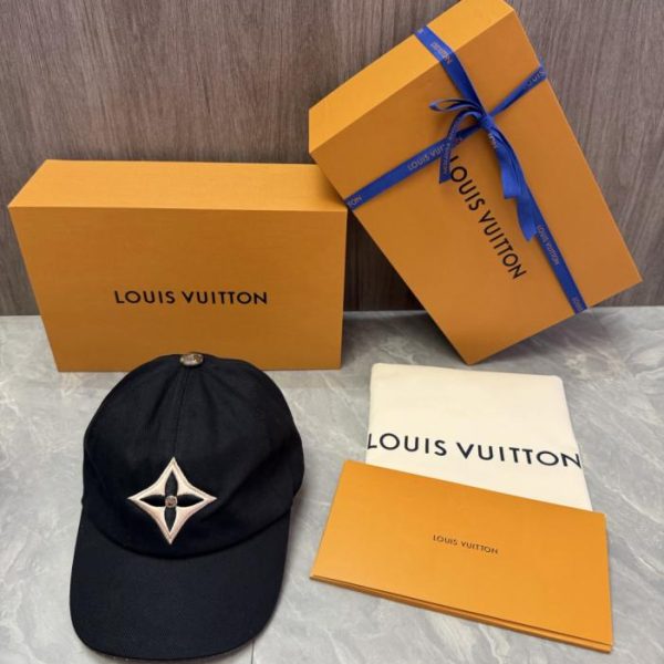 repliche,replica,perfette,siti di,affidabili,migliori siti,dove comprare,1:1,scarpe da ginnastica Nuovo cappellino da baseball LV, cappellino LV Day (MOV12T)