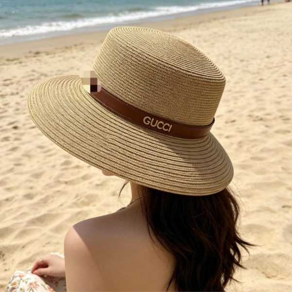 Cappello di paglia Gucci classico con scritta metallica, stile francese old-money (K1IC10)