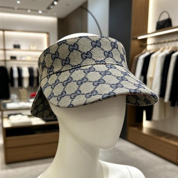 repliche,replica,perfette,siti di,affidabili,migliori siti,dove comprare,1:1,scarpe da ginnastica Cappello da sole con visiera Gucci classico con monogramma (VTMI7T)