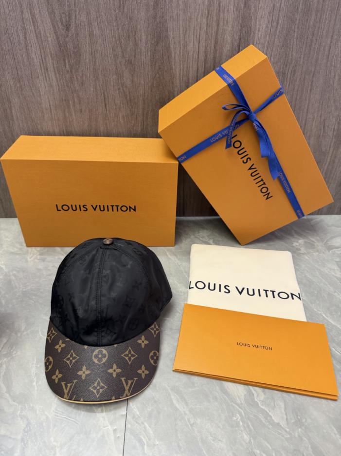 repliche,replica,perfette,siti di,affidabili,migliori siti,dove comprare,1:1,scarpe da ginnastica Nuovo cappellino da baseball Louis Vuitton (4T8BKU) repliche,replica,perfette,siti di,affidabili,migliori siti,dove comprare,1:1,scarpe da ginnastica Nuovo cappellino da baseball Louis Vuitton (4T8BKU)