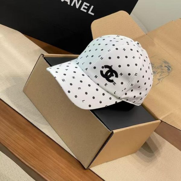 repliche,replica,perfette,siti di,affidabili,migliori siti,dove comprare,1:1,scarpe da ginnastica Cappellino da baseball a pois Chanel (3H64KD)