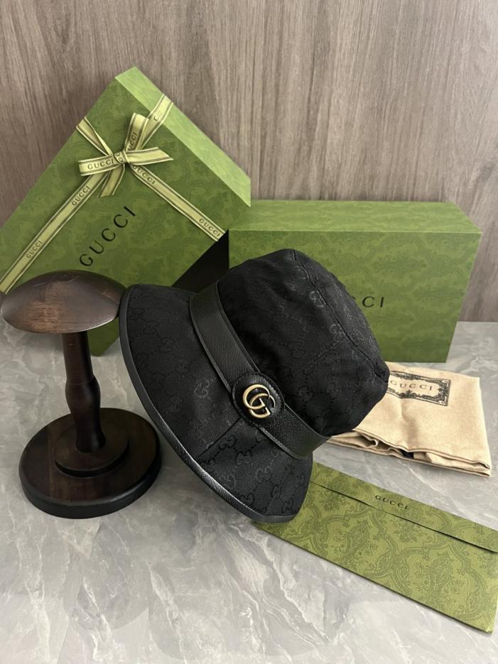 repliche,replica,perfette,siti di,affidabili,migliori siti,dove comprare,1:1,scarpe da ginnastica Borsa originale GUCCI realizzata su misura in vera pelle con finiture metalliche, impreziosita dall’iconico logo a doppia G del marchio (FSLSGN). repliche,replica,perfette,siti di,affidabili,migliori siti,dove comprare,1:1,scarpe da ginnastica Borsa originale GUCCI realizzata su misura in vera pelle con finiture metalliche, impreziosita dall’iconico logo a doppia G del marchio (FSLSGN).