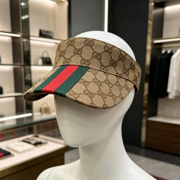 repliche,replica,perfette,siti di,affidabili,migliori siti,dove comprare,1:1,scarpe da ginnastica Visiera classica Gucci con nastro rosso e verde (OKW0JV)