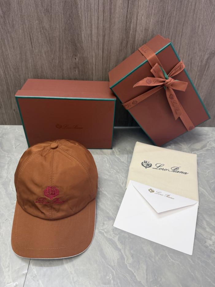 repliche,replica,perfette,siti di,affidabili,migliori siti,dove comprare,1:1,scarpe da ginnastica Cappellino da baseball Loro Piana Storm System (A1M86J) repliche,replica,perfette,siti di,affidabili,migliori siti,dove comprare,1:1,scarpe da ginnastica Cappellino da baseball Loro Piana Storm System (A1M86J)