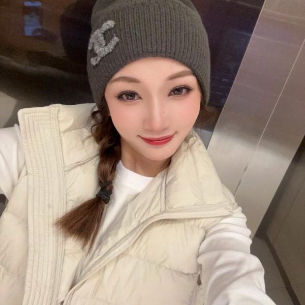 repliche,replica,perfette,siti di,affidabili,migliori siti,dove comprare,1:1,scarpe da ginnastica Mini cappello in maglia dal sito ufficiale CHANEL! Nuovo prodotto lanciato su Xiaohongshu! Davvero carino! Tessuto altamente elastico, colori classici (Z8IEVU)