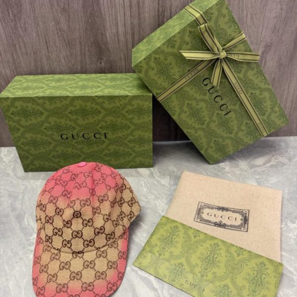 repliche,replica,perfette,siti di,affidabili,migliori siti,dove comprare,1:1,scarpe da ginnastica Cappello da baseball GUCCI (effetto Ombré) (ALOYJA)