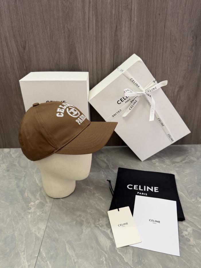 repliche,replica,perfette,siti di,affidabili,migliori siti,dove comprare,1:1,scarpe da ginnastica Design originale CELINE. La parte anteriore del cappello presenta la scritta CELINE ricamata (O45327). repliche,replica,perfette,siti di,affidabili,migliori siti,dove comprare,1:1,scarpe da ginnastica Design originale CELINE. La parte anteriore del cappello presenta la scritta CELINE ricamata (O45327).