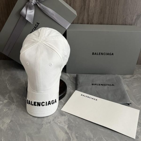 repliche,replica,perfette,siti di,affidabili,migliori siti,dove comprare,1:1,scarpe da ginnastica Cappellino da baseball Balenciaga (versione per agenti di acquisto), con logo Balenciaga ricamato (JHKVZH) sul davanti.