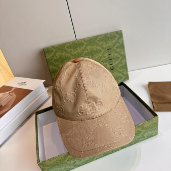 repliche,replica,perfette,siti di,affidabili,migliori siti,dove comprare,1:1,scarpe da ginnastica Nuovo cappellino da baseball GUCCI, design originale, grande doppia G in rilievo (J96X18)