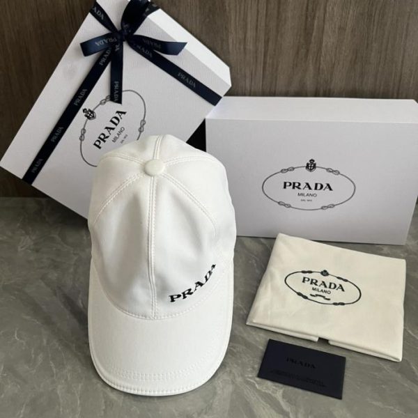 repliche,replica,perfette,siti di,affidabili,migliori siti,dove comprare,1:1,scarpe da ginnastica Nuovo cappellino da baseball originale di Prada (3KXF9J)