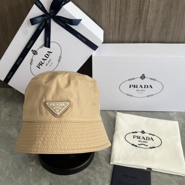 repliche,replica,perfette,siti di,affidabili,migliori siti,dove comprare,1:1,scarpe da ginnastica Cappello a secchiello Prada (5KBVVX)