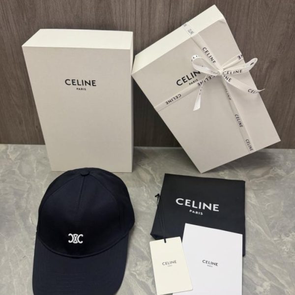 repliche,replica,perfette,siti di,affidabili,migliori siti,dove comprare,1:1,scarpe da ginnastica Cappello CELINE originale personalizzato con logo Triomphe doppia C ricamato sul corpo (07UDTD)