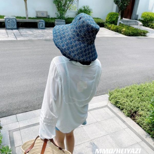 repliche,replica,perfette,siti di,affidabili,migliori siti,dove comprare,1:1,scarpe da ginnastica Il nuovo cappello da sole a tesa larga di Gucci, con una confezione elegante e versatile (RSTL0N).