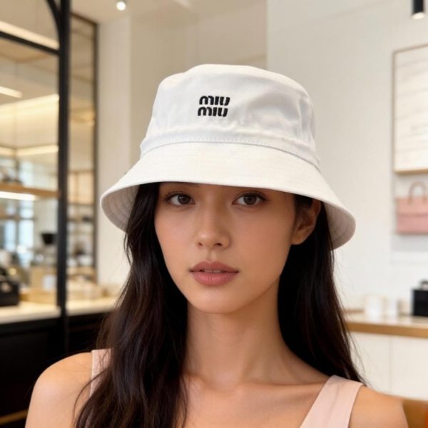 repliche,replica,perfette,siti di,affidabili,migliori siti,dove comprare,1:1,scarpe da ginnastica Cappello da pescatore MiuMiu, in tela, nuovo arrivo ufficiale, unisex (UHXUVZ)