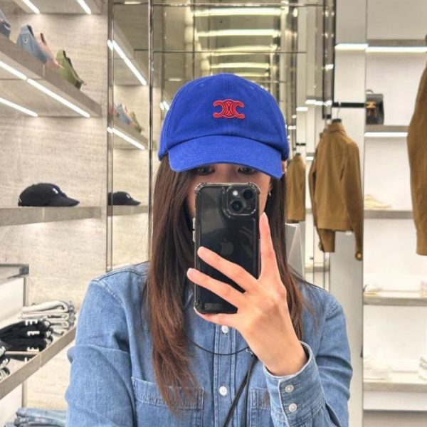 repliche,replica,perfette,siti di,affidabili,migliori siti,dove comprare,1:1,scarpe da ginnastica Versione acquistabile sul sito ufficiale CELINE. Originale e personalizzata! Cappellino da baseball di ultima generazione con scritta semplice, stile celebrità (036B7D)