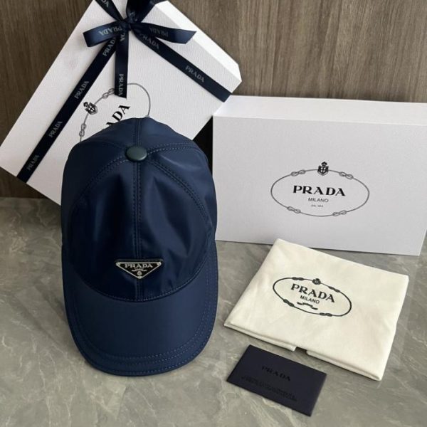 repliche,replica,perfette,siti di,affidabili,migliori siti,dove comprare,1:1,scarpe da ginnastica Cappellino da baseball Prada, design originale, realizzato su misura, disponibile sul sito ufficiale (SVIVDE).