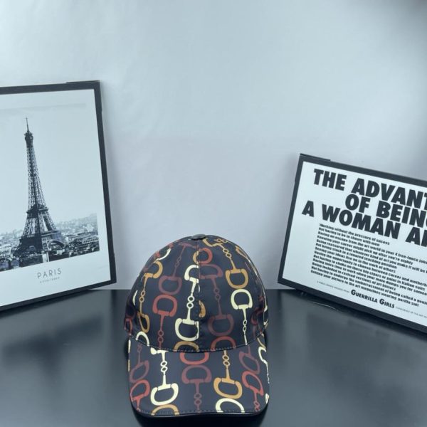 repliche,replica,perfette,siti di,affidabili,migliori siti,dove comprare,1:1,scarpe da ginnastica Il nuovo cappellino da baseball originale di Gucci (KRVVY0)