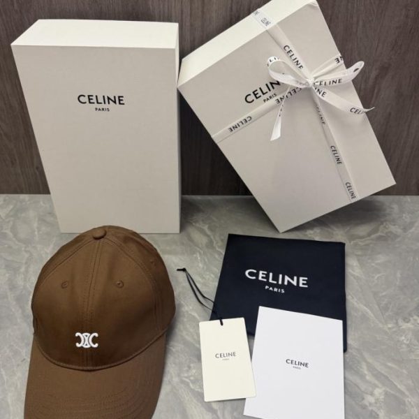repliche,replica,perfette,siti di,affidabili,migliori siti,dove comprare,1:1,scarpe da ginnastica Logo CELINE originale con doppia C a trionfo ricamato su misura (ZJ8YDW)