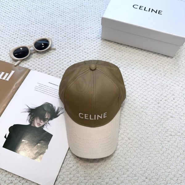 repliche,replica,perfette,siti di,affidabili,migliori siti,dove comprare,1:1,scarpe da ginnastica Il nuovo cappellino da baseball di CELINE con scritta minimalista, un modello indossato dalle celebrità (V9HL3C)