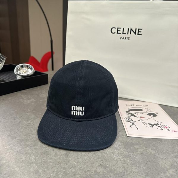 repliche,replica,perfette,siti di,affidabili,migliori siti,dove comprare,1:1,scarpe da ginnastica Cappellino da baseball retrò MiuMiu | Visiera corta + finitura effetto invecchiato (GW47OZ)
