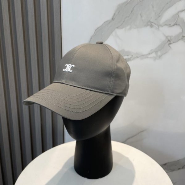 repliche,replica,perfette,siti di,affidabili,migliori siti,dove comprare,1:1,scarpe da ginnastica Il nuovo cappellino da baseball di CELINE con scritta minimalista, un modello indossato dalle celebrità (KK5MG5)