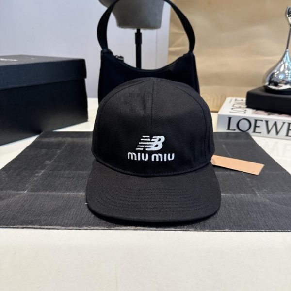 repliche,replica,perfette,siti di,affidabili,migliori siti,dove comprare,1:1,scarpe da ginnastica Design originale MiuMiu, nuovo cappellino da baseball (F4CNUG)