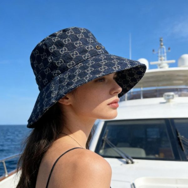 repliche,replica,perfette,siti di,affidabili,migliori siti,dove comprare,1:1,scarpe da ginnastica Cappello a secchiello Gucci in denim con monogramma (68EE4I)