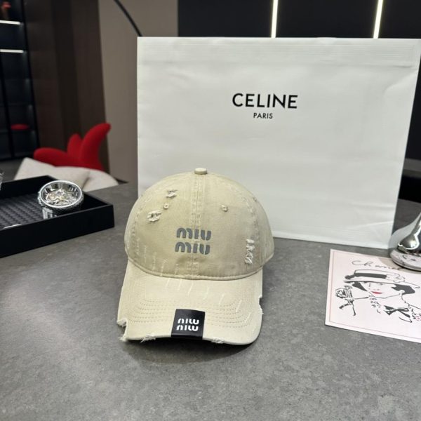 repliche,replica,perfette,siti di,affidabili,migliori siti,dove comprare,1:1,scarpe da ginnastica Cappello strappato MiuMiu (MULKIB)
