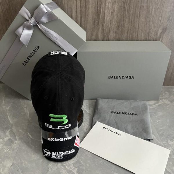 repliche,replica,perfette,siti di,affidabili,migliori siti,dove comprare,1:1,scarpe da ginnastica Cappellino da baseball Balenciaga (94927Y) – Versione per acquisto tramite intermediario, caratterizzata da un ampio ricamo del logo.