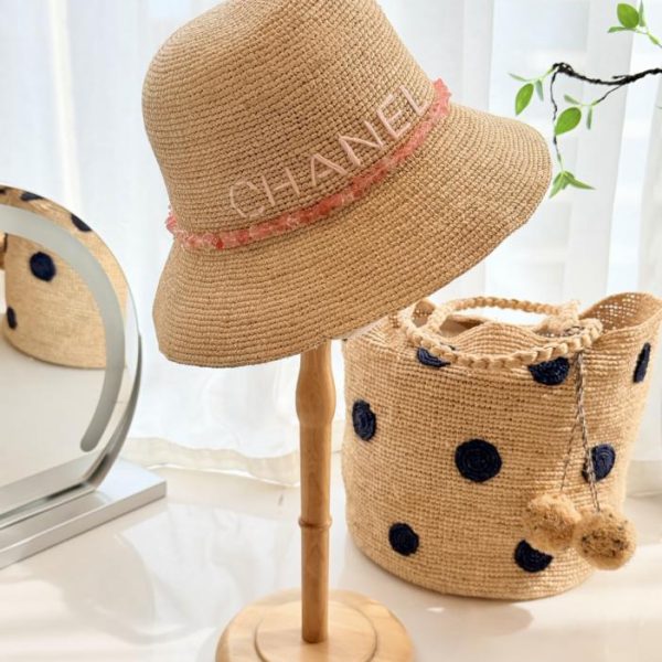 repliche,replica,perfette,siti di,affidabili,migliori siti,dove comprare,1:1,scarpe da ginnastica Nuovo cappello da sole in rafia di Chanel con cristalli bianchi naturali e ciottoli colorati (J1G5QK)
