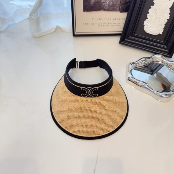 repliche,replica,perfette,siti di,affidabili,migliori siti,dove comprare,1:1,scarpe da ginnastica Nuovo cappello con visiera parasole di Celine, in rafia intrecciata a mano (ZD0S33)